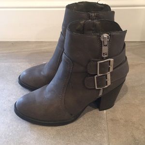 Grey Booties with Buckle Detail, size 6.5